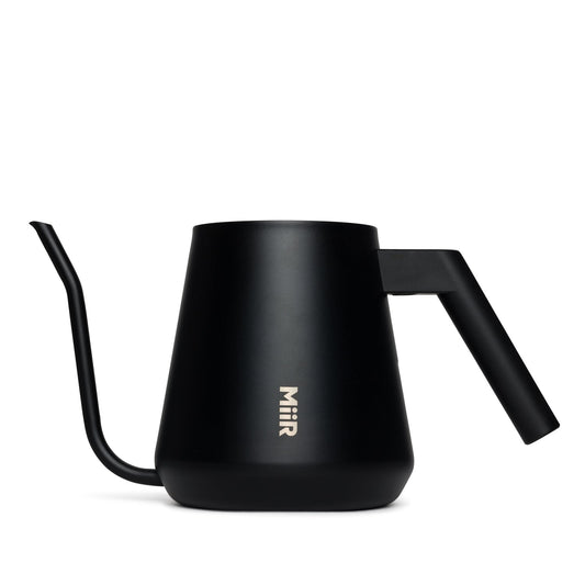 new-standard-pour-over-kettle-t1 Pour_Over_Kettle_Black_Studio_0222_Front.jpg
