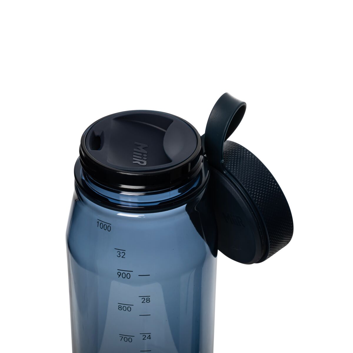 everywhere-bottle-b5 WebPDP-33oz_Everywhere_Bottle_TidalBlue__EWB1PN32215_X2Studio_TetherTwist.jpg