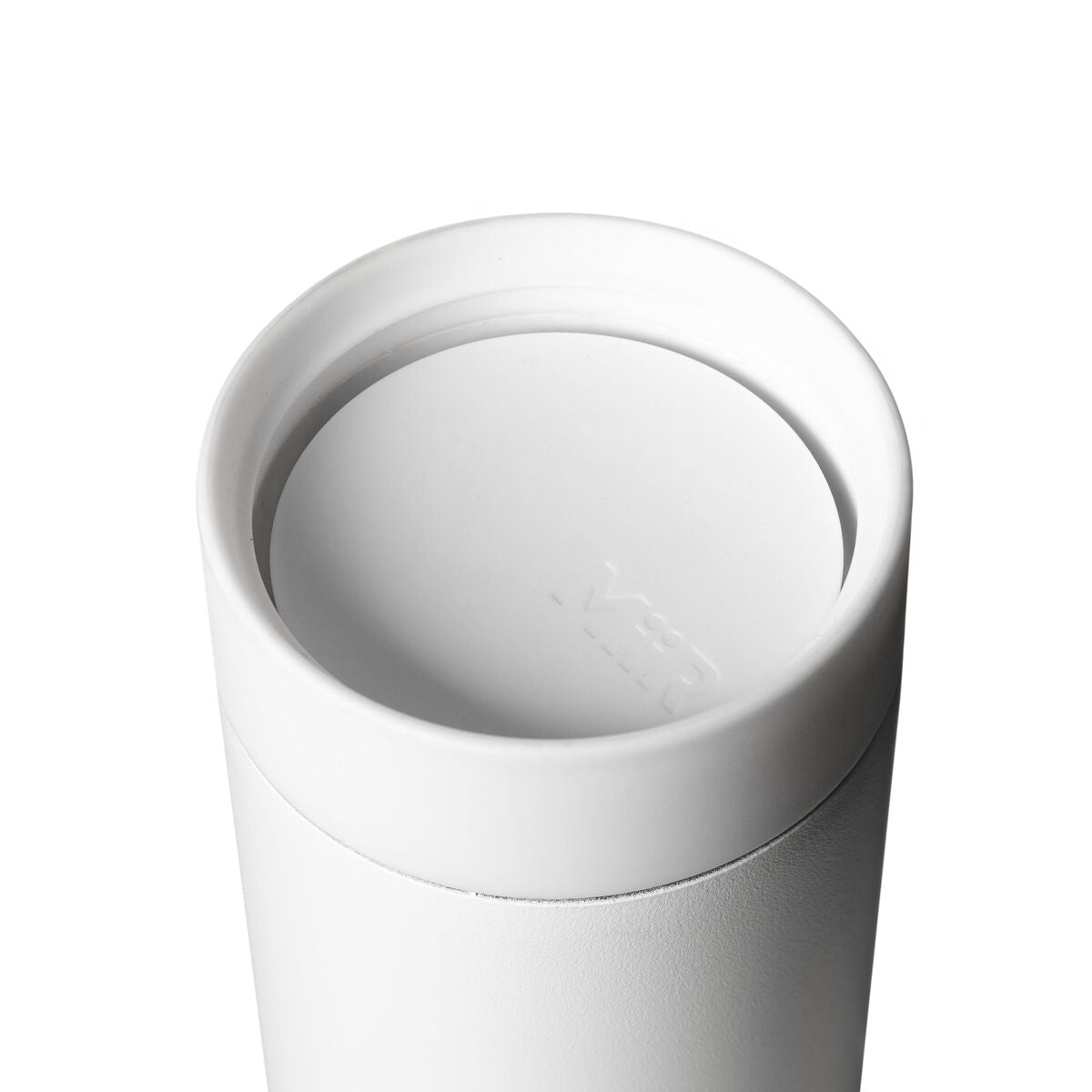 360-lid-g3 WebPDP-360_Lid_White__3602PNWM001_X2Studio_Closeup_Open.jpg