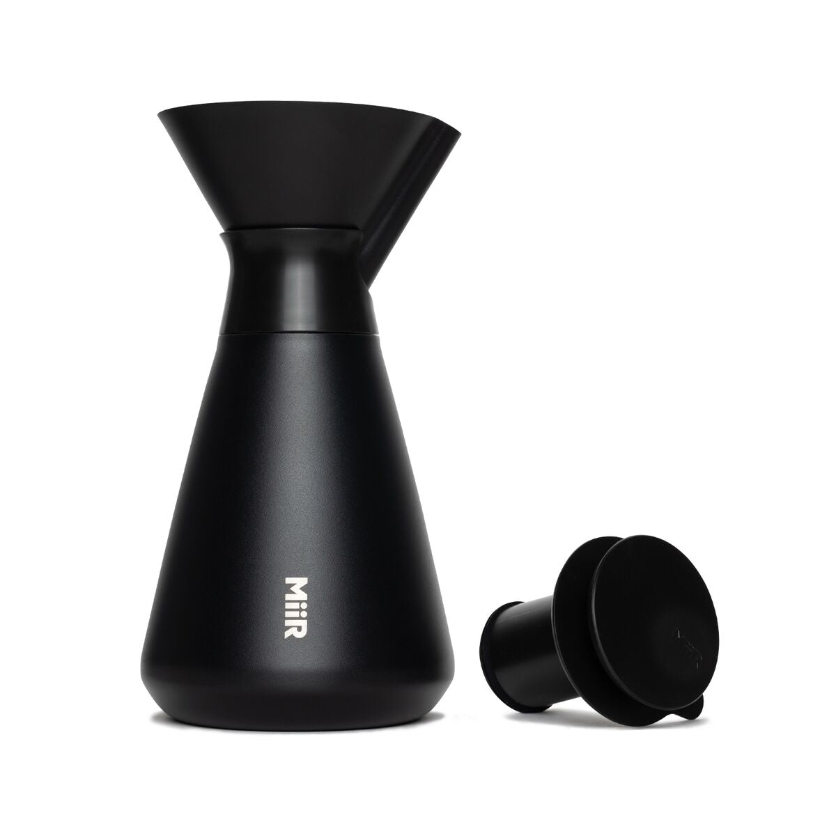 new-standard-carafe-k7 WebPDP-Carafe_Black_Studio_0722_Front_Lid_Staged__CAR1SVOS002.jpg