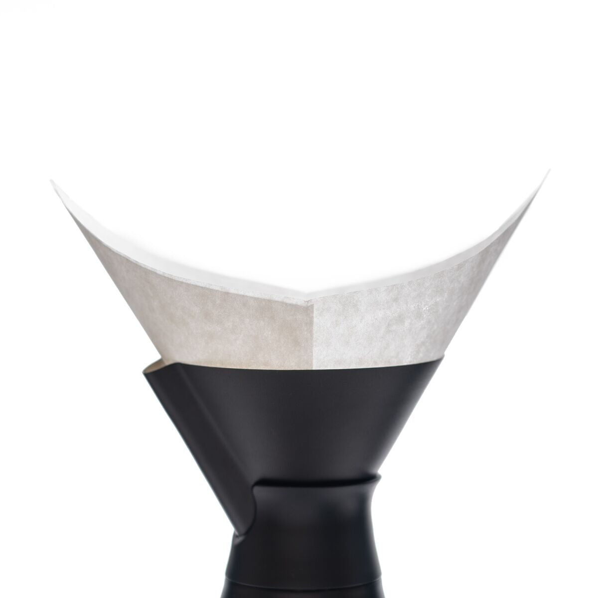 new-standard-carafe-coffee-filters-v2 WebPDP-NSCarafeCoffeeFilters_Studio_0223_InUse__CAF1PN00001.jpg